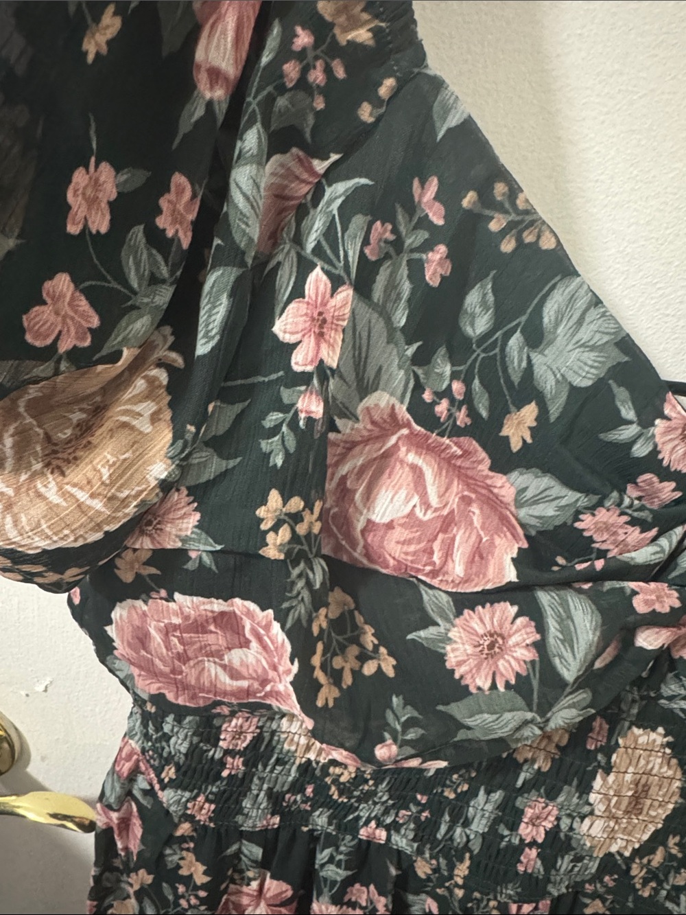 NWT Floral Puff-Sleeve Midi Dress in Dark Green and Pink - Picture 2 of 4